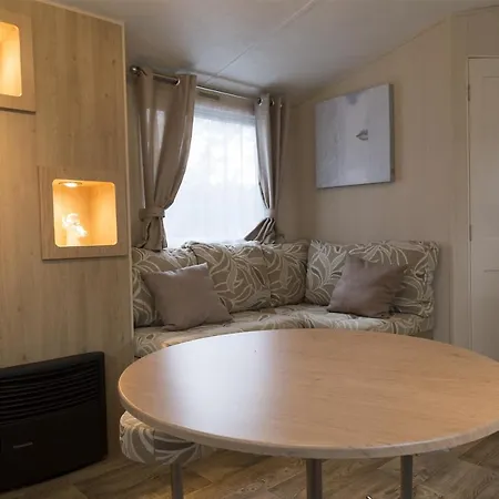 Droomparkchalet Met Overdekt Tuinspeelhuis! אוטרלו